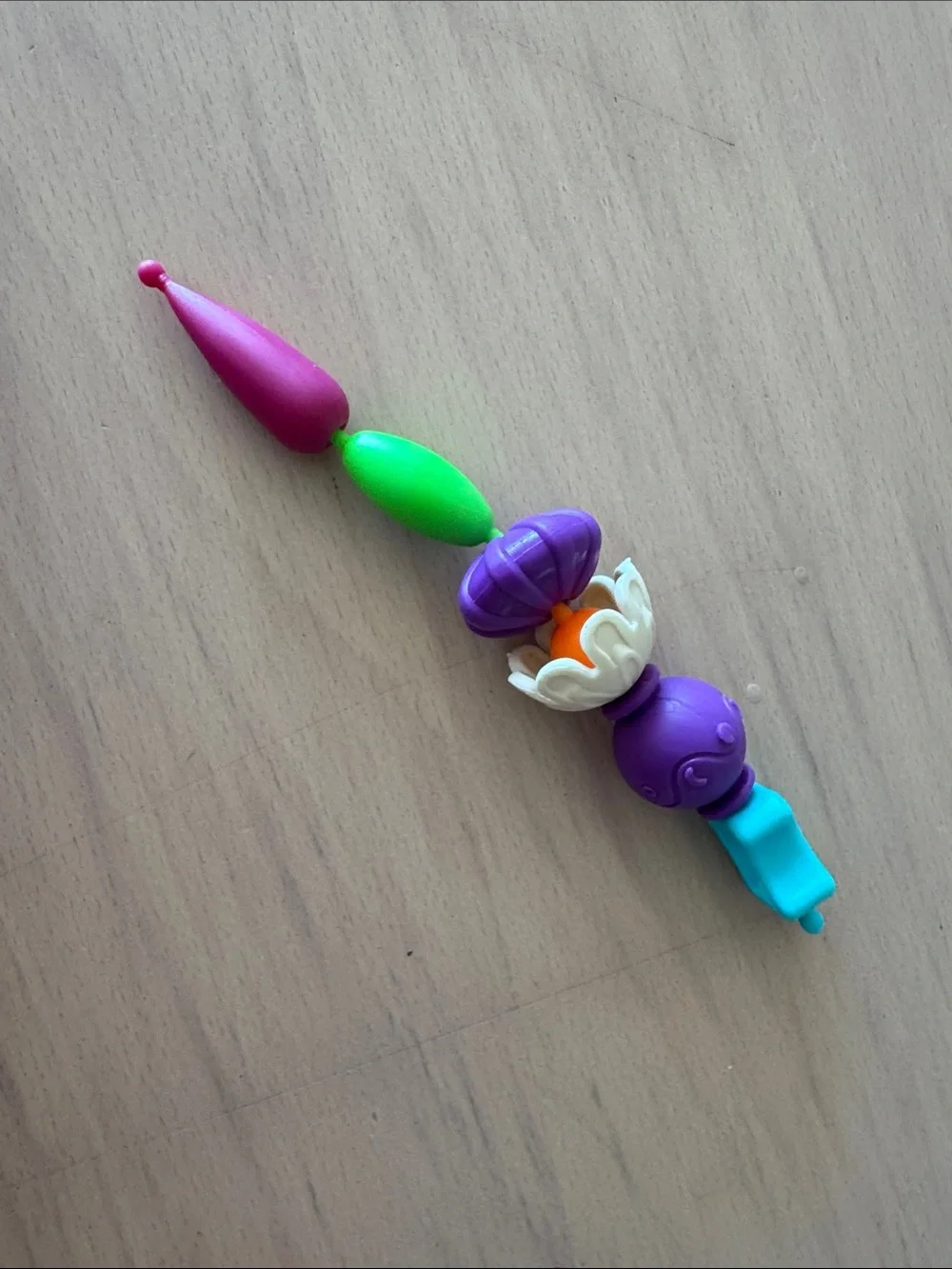 Kids Sensory Bead and Connector Toy Set - Multicolor